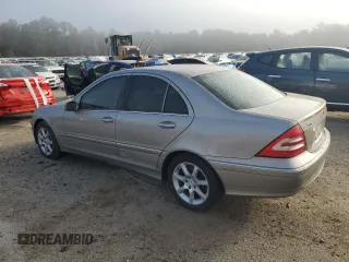 2007 Mercedes-Benz C 280 Luxury with VIN WDBRF54H07F857329, listed as a Copart auction lot 85260294 with 185,344 mi miles and Salvage title. Bid and sale history available at DreamBid. Image 2.