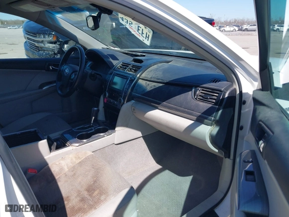 2014 Toyota Camry Hybrid LE with VIN 4T1BD1FK2EU127016, listed as a IAAI auction lot 41683491 with 173,227 mi miles. Bid and sale history available at carsss.com. Image 5.