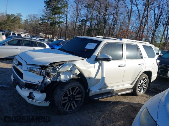 2018 Toyota 4Runner SR5 with VIN JTEBU5JR2J5558620, listed as a IAAI auction lot 41486145 with 172,007 mi miles and . Bid and sale history available at DreamBid. Image 14.