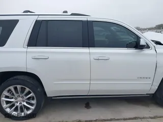 2019 Chevrolet Tahoe Premier with VIN 1GNSCCKJ4KR169077, listed as a IAAI auction lot 41548001 with 89,397 mi miles. Bid and sale history available at carsss.com. Image 13.