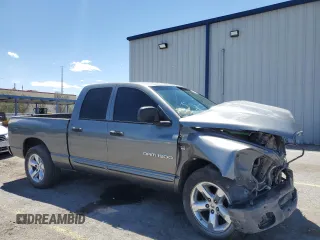 2006 Dodge 1500 SLT z VIN 1D7HA18226J112237, wystawiony jako Copart lot #56991675 z przebiegiem 199 305 mil mil oraz Szkoda całkowita • Salvage title. Historia ofert i sprzedaży dostępna na DreamBid. Obrazek 4.