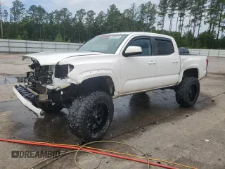 2019 Toyota Tacoma SR with VIN 3TMCZ5AN1KM203361, listed as a Copart auction lot 59985035 with 107,912 mi miles and Salvage title. Bid and sale history available at DreamBid. Image 1.