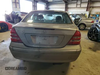 2004 Mercedes-Benz C 320 with VIN WDBRF64J24F547073, listed as a Copart auction lot 83461944 with 98,420 mi miles and Salvage Title. Bid and sale history available at DreamBid. Image 6.