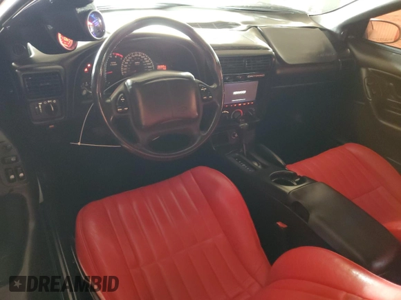 2001 Chevrolet Camaro Z28 z VIN 2G1FP22G612106148, wystawiony jako Copart lot #51154555 z przebiegiem 81 209 mil mil oraz Szkoda całkowita • Salvage title. Historia ofert i sprzedaży dostępna na DreamBid. Obrazek 8.