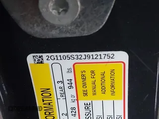 2018 Chevrolet Impala LT z VIN 2G1105S32J9121752, wystawiony jako IAAI lot #42108227 z przebiegiem 67 225 mil mil oraz . Historia ofert i sprzedaży dostępna na DreamBid. Obrazek 9.