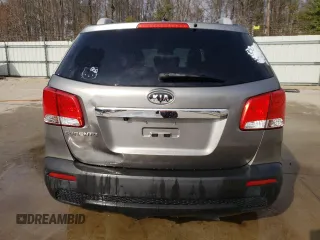 2012 Kia Sorento LX with VIN 5XYKTDA28CG285164, listed as a Copart auction lot 47848685 with 118,137 mi miles and Clean Title. Bid and sale history available at carsss.com. Image 6.