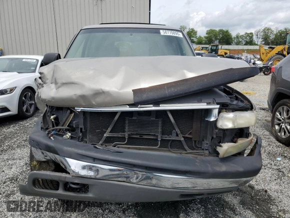 2002 Chevrolet Tahoe LS with VIN 1GNEC13Z52J232577, listed as a Copart auction lot 58770895 with 240,960 mi miles and Salvage title. Bid and sale history available at DreamBid. Image 5.