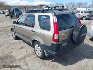 2006 Honda CR-V EX with VIN JHLRD78826C033526, listed as a IAAI auction lot 41922809 with 235,196 mi miles. Bid and sale history available at carsss.com. Image 3.