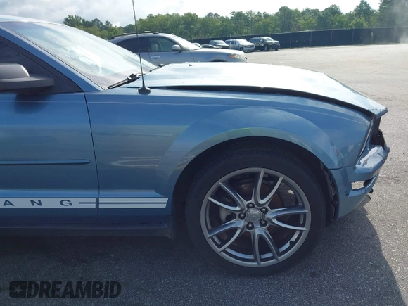 2007 Ford Mustang Deluxe with VIN 1ZVFT80N675294588, listed as a IAAI auction lot 42502168 with 121,562 mi miles and . Bid and sale history available at DreamBid. Image 17.