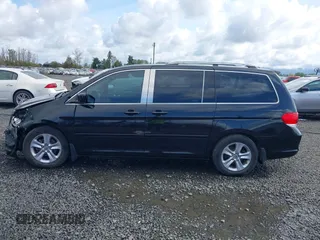 2008 Honda Odyssey Touring with VIN 5FNRL38988B116806, listed as a IAAI auction lot 41920934 with 181,841 mi miles and . Bid and sale history available at DreamBid. Image 14.