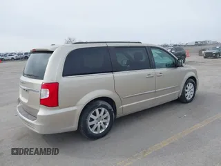 2012 Chrysler Town & Country Touring with VIN 2C4RC1BG5CR278756, listed as a IAAI auction lot 41844042 with 115,072 mi miles. Bid and sale history available at carsss.com. Image 4.