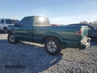 1998 GMC Sonoma SLS with VIN 1GTCS14X7WK503638, listed as a Copart auction lot 87324174 with 0 mi miles and Non Repairable. Bid and sale history available at carsss.com. Image 2.
