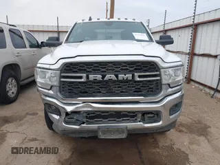 2021 Ram 2500 Tradesman with VIN 3C6UR5HL9MG582014, listed as a IAAI auction lot 41341443 with 127,007 mi miles and . Bid and sale history available at DreamBid. Image 12.