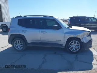 2017 Jeep Renegade Latitude z VIN ZACCJABB7HPE45968, wystawiony jako IAAI lot #42270780 z przebiegiem 99 437 mil mil oraz . Historia ofert i sprzedaży dostępna na DreamBid. Obrazek 13.