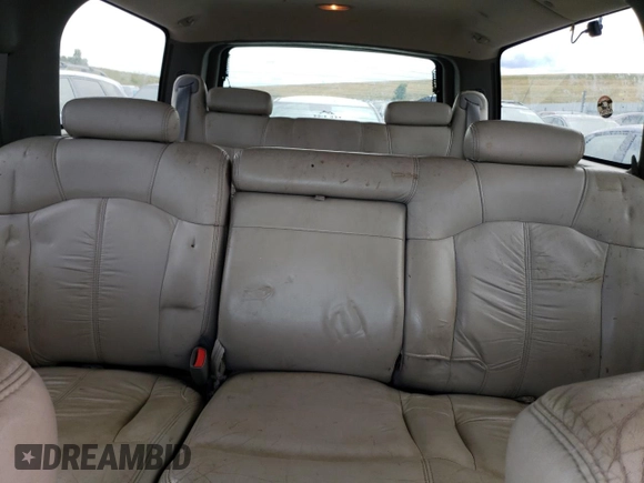 2000 Chevrolet Suburban LT with VIN 3GNFK16T8YG136323, listed as a Copart auction lot 68265064 with 452,126 mi miles and Clean Title. Bid and sale history available at carsss.com. Image 10.