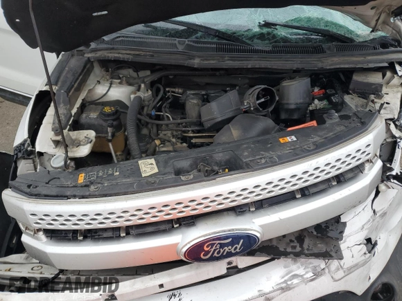 2013 Ford Explorer XLT with VIN 1FM5K7D89DGA76253, listed as a Copart auction lot 50044085 with 239,969 mi miles and Salvage Title. Bid and sale history available at DreamBid. Image 13.