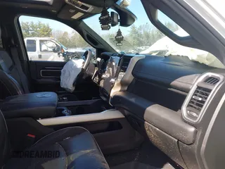 2019 Ram 2500 Laramie with VIN 3C6UR5FL7KG714624, listed as a IAAI auction lot 41917475 with 26,295 mi miles. Bid and sale history available at carsss.com. Image 5.