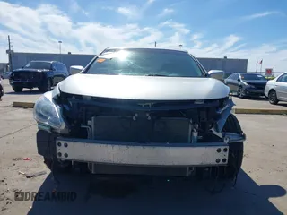 2015 Nissan Altima 2.5 S with VIN 1N4AL3AP4FN319380, listed as a IAAI auction lot 41477898 with 107,777 mi miles. Bid and sale history available at carsss.com. Image 6.