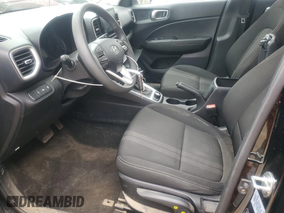 2020 Hyundai Venue SEL z VIN KMHRC8A30LU060830, wystawiony jako Copart lot #48299415 z przebiegiem 47 877 mil mil oraz Szkoda całkowita • Salvage title. Historia ofert i sprzedaży dostępna na DreamBid. Obrazek 7.