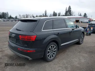 2018 Audi Q7 Premium Plus with VIN WA1LHAF76JD000508, listed as a IAAI auction lot 41837269 with 96,296 mi miles. Bid and sale history available at carsss.com. Image 4.