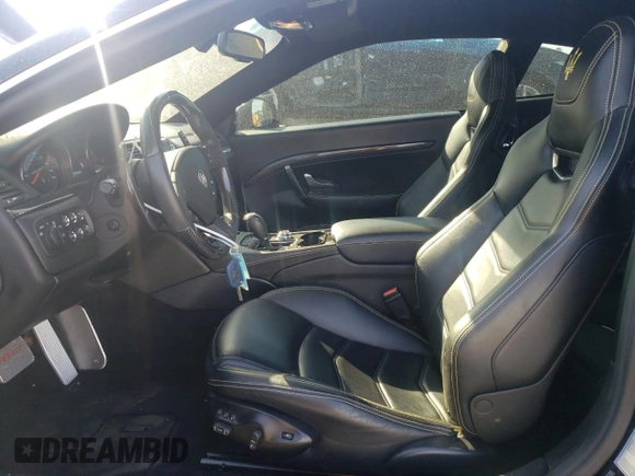 2018 Maserati GranTurismo Sport z VIN ZAM45VLA8J0259434, wystawiony jako Copart lot #48539985 z przebiegiem 29 729 mil mil oraz Szkoda całkowita • Salvage title. Historia ofert i sprzedaży dostępna na DreamBid. Obrazek 7.