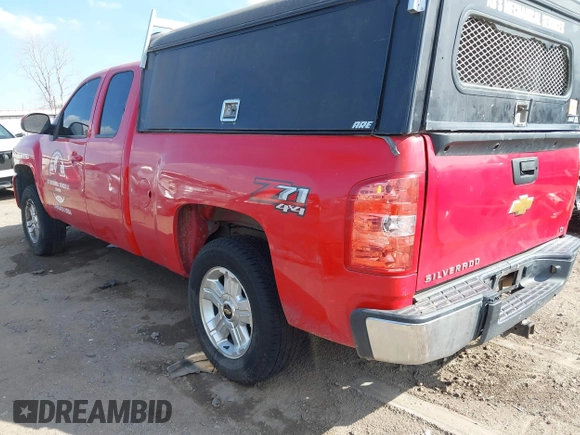 2012 Chevrolet Silverado 1500 LT with VIN 1GCRKSE75CZ250255, listed as a IAAI auction lot 41888459 with 298,362 mi miles. Bid and sale history available at carsss.com. Image 3.
