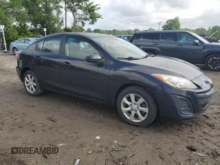 2011 Mazda 3 i Touring z VIN JM1BL1VG0B1487399, wystawiony jako Copart lot #57860375 z przebiegiem 177 755 mil mil oraz Szkoda całkowita • Salvage title. Historia ofert i sprzedaży dostępna na DreamBid. Obrazek 4.