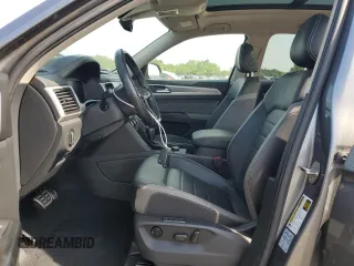 2021 Volkswagen Atlas SEL Premium R-Line with VIN 1V2FR2CA5MC541449, listed as a Copart auction lot 62304135 with 58,269 mi miles and Salvage title. Bid and sale history available at DreamBid. Image 7.