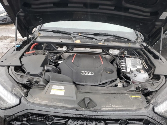 2023 Audi SQ5 Sportback Prestige with VIN WA134AFY2P2153458, listed as a Copart auction lot 83234484 with 48,161 mi miles and Salvage Title. Bid and sale history available at carsss.com. Image 12.