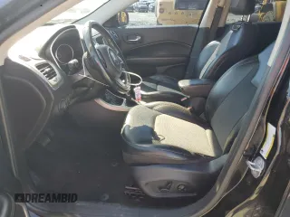 2018 Jeep Compass Latitude with VIN 3C4NJDBB8JT417492, listed as a Copart auction lot 50998975 with 141,975 mi miles and Salvage title. Bid and sale history available at DreamBid. Image 7.
