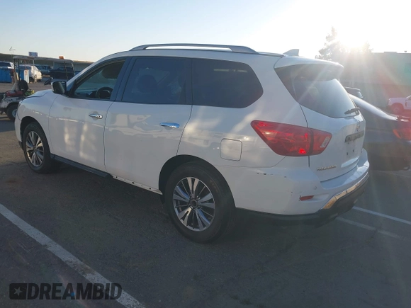 2019 Nissan Pathfinder S with VIN 5N1DR2MN7KC634136, listed as a IAAI auction lot 42195038 with 102,619 mi miles and . Bid and sale history available at DreamBid. Image 3.