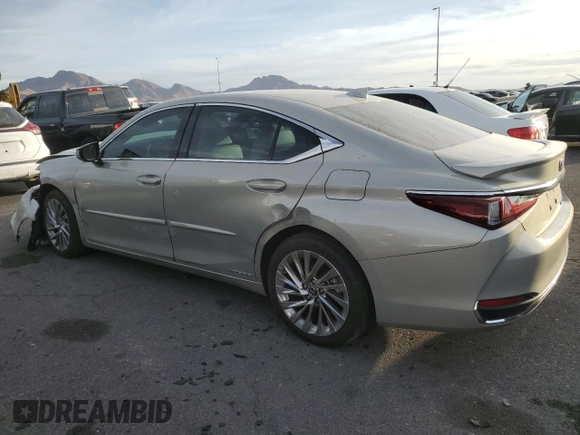 2022 Lexus ES 300h Luxury with VIN 58AEA1C17NU021512, listed as a Copart auction lot 51000875 with 7,520 mi miles and Salvage title. Bid and sale history available at DreamBid. Image 2.