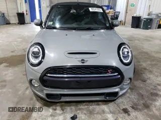 2019 MINI Convertible Cooper S с VIN WMWWG9C52K3E40384, выставлен на аукционе Copart как лот 86541954 с пробегом 81 384 миль миль и Списание • Salvage title. История ставок и продаж доступна на DreamBid. Изображение 5.