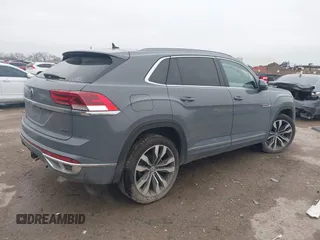 2021 Volkswagen Atlas SEL Premium R-Line с VIN 1V2FE2CA1MC213764, выставлен на аукционе IAAI как лот 41702906 с пробегом 48 957 миль миль и . История ставок и продаж доступна на DreamBid. Изображение 4.