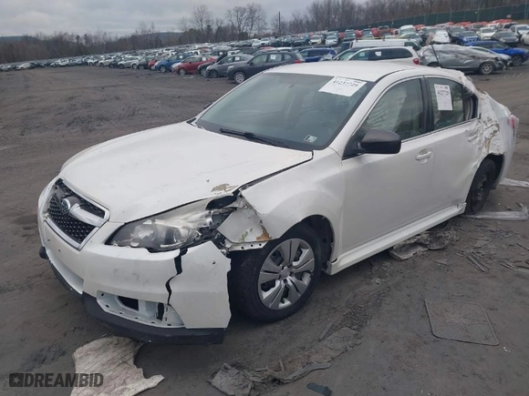 2013 Subaru Legacy 2.5i with VIN 4S3BMAA60D1011652, listed as a IAAI auction lot 41237729 with 84624 miles. Bid and sale history available at carsss.com. Image 2.