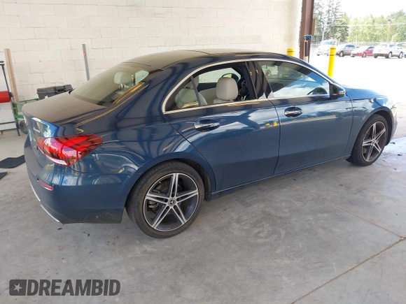 2022 Mercedes-Benz A 220 with VIN W1K3G4FB8NJ331957, listed as a IAAI auction lot 42135448 with 25,934 mi miles and . Bid and sale history available at DreamBid. Image 4.