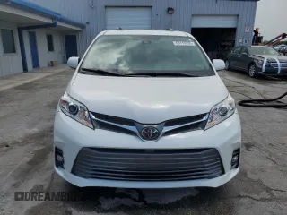 2018 Toyota Sienna XLE Auto Access Seat with VIN 5TDYZ3DC7JS962051, listed as a Copart auction lot 63115935 with 67,253 mi miles and Salvage title. Bid and sale history available at DreamBid. Image 5.
