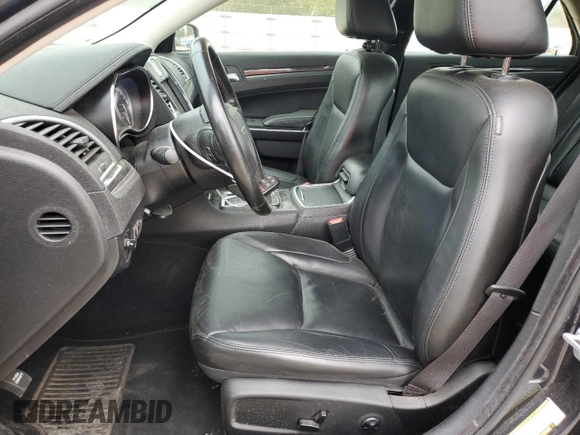 2019 Chrysler 300 Touring with VIN 2C3CCARG9KH626739, listed as a Copart auction lot 51307705 with 144,710 mi miles and Salvage Title. Bid and sale history available at carsss.com. Image 7.