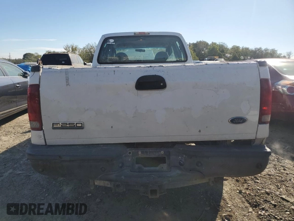 2006 Ford Super Duty F-250 XL with VIN 1FTSW20546ED68305, listed as a Copart auction lot 76146644 with 187,934 mi miles and Salvage Title. Bid and sale history available at carsss.com. Image 6.