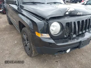 2011 Jeep Patriot Sport with VIN 1J4NF1GB5BD188117, listed as a IAAI auction lot 42146826 with 142,760 mi miles. Bid and sale history available at carsss.com. Image 1.