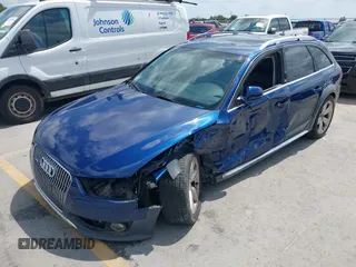 2013 Audi allroad A4 Premium Plus z VIN WA1UFAFL0DA188195, wystawiony jako IAAI lot #42367660 z przebiegiem 142 801 mil mil oraz . Historia ofert i sprzedaży dostępna na DreamBid. Obrazek 2.