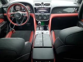 2022 Bentley Bentayga V8 z VIN SJAAM2ZV8NC039607, wystawiony jako Copart lot #54888564 z przebiegiem 15 561 mil mil oraz . Historia ofert i sprzedaży dostępna na DreamBid. Obrazek 8.