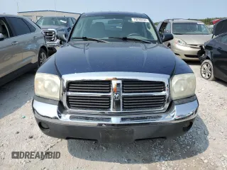 2005 Dodge Dakota SLT with VIN 1D7HW48NX5S226475, listed as a Copart auction lot 70230594 with 47,872 mi miles and Salvage Title. Bid and sale history available at carsss.com. Image 5.