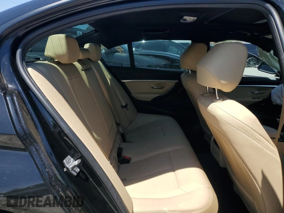 2018 BMW 3 Series 330i xDrive with VIN WBA8D9C54JEM35107, listed as a Copart auction lot 55878485 with 65,211 mi miles and Salvage title. Bid and sale history available at DreamBid. Image 10.