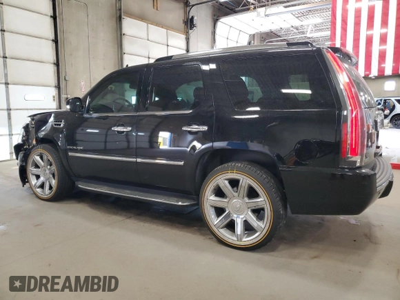 2011 Cadillac Escalade Luxury z VIN 1GYS4BEF5BR338010, wystawiony jako Copart lot #53075885 z przebiegiem 102 589 mil mil oraz Szkoda całkowita • Salvage title. Historia ofert i sprzedaży dostępna na DreamBid. Obrazek 2.