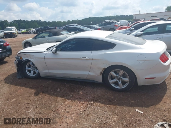 2017 Ford Mustang V6 z VIN 1FA6P8AM7H5219578, wystawiony jako IAAI lot #42611202 z przebiegiem 95 099 mil mil oraz . Historia ofert i sprzedaży dostępna na DreamBid. Obrazek 14.