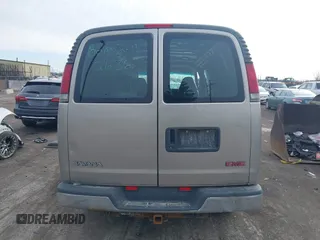 2002 GMC Savana z VIN 1GTHG39R121203395, wystawiony jako IAAI lot #41739349 z przebiegiem 140 692 mil mil oraz . Historia ofert i sprzedaży dostępna na DreamBid. Obrazek 17.