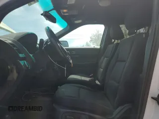 2016 Ford Police Interceptor Utility z VIN 1FM5K8ARXGGC73455, wystawiony jako Copart lot #53390105 z przebiegiem 110 137 mil mil oraz Szkoda całkowita • Salvage title. Historia ofert i sprzedaży dostępna na DreamBid. Obrazek 7.