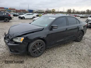 2012 Volkswagen Jetta SE z VIN 3VWDX7AJ9CM417564, wystawiony jako Copart lot #77314634 z przebiegiem 235 196 mil mil oraz Szkoda całkowita • Salvage title. Historia ofert i sprzedaży dostępna na DreamBid. Obrazek 1.