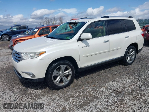 2012 Toyota Highlander Limited with VIN 5TDDK3EH6CS122455, listed as a IAAI auction lot 41824335 with 154,149 mi miles. Bid and sale history available at carsss.com. Image 2.